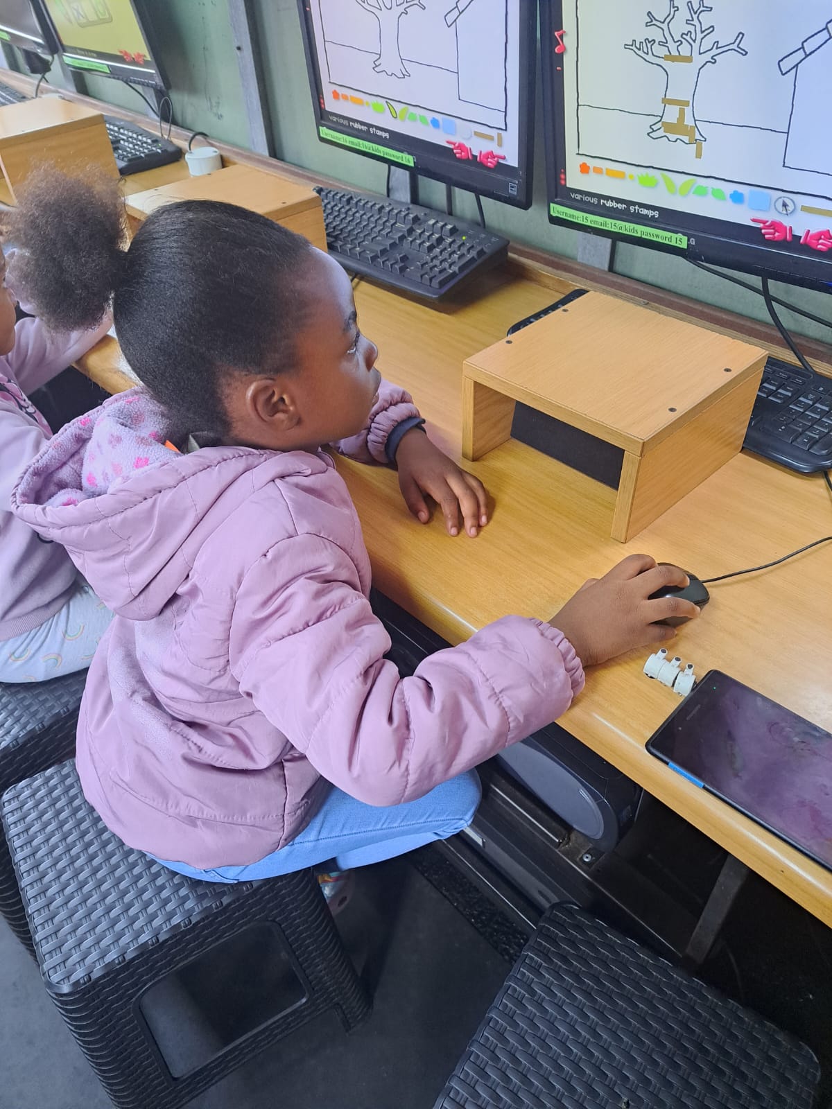 Kids Corner – Kids Computers on Wheels